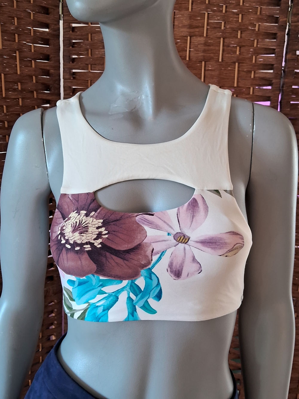 🌟 3/$30. Floral Cutout Crop Tank Top in Cream with Purple & Teal Flowers.